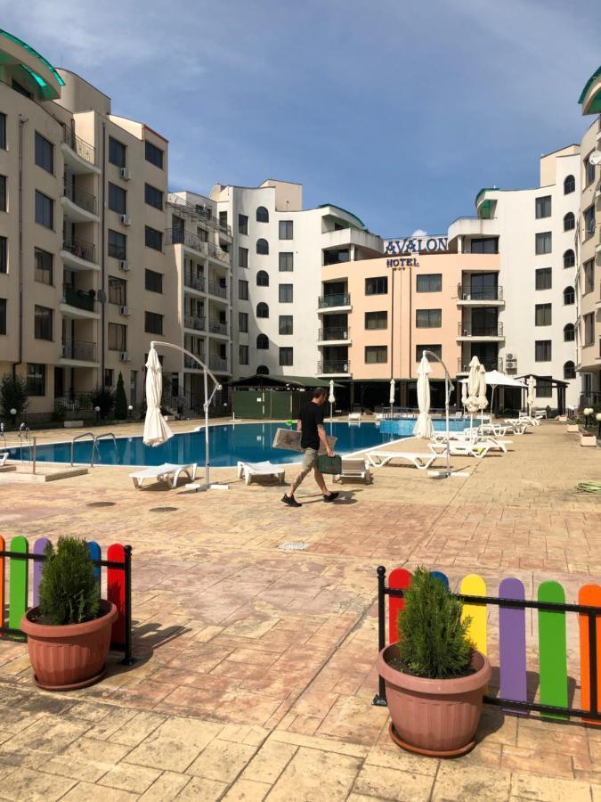Avalon, Apartment C102 Pantai Sunny Bagian luar foto